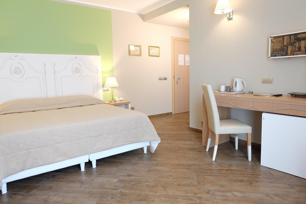 Hotel Monteverde Acqui Terme Dış mekan fotoğraf